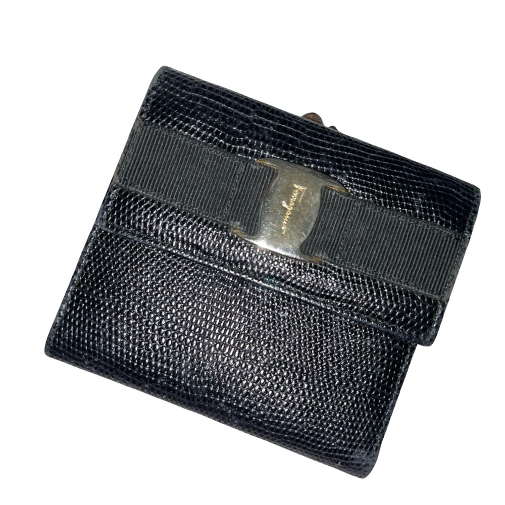 Salvatore Ferragamo Vintage Vara Bow Compact Wallet with Kiss Lock - Picture 15 of 17